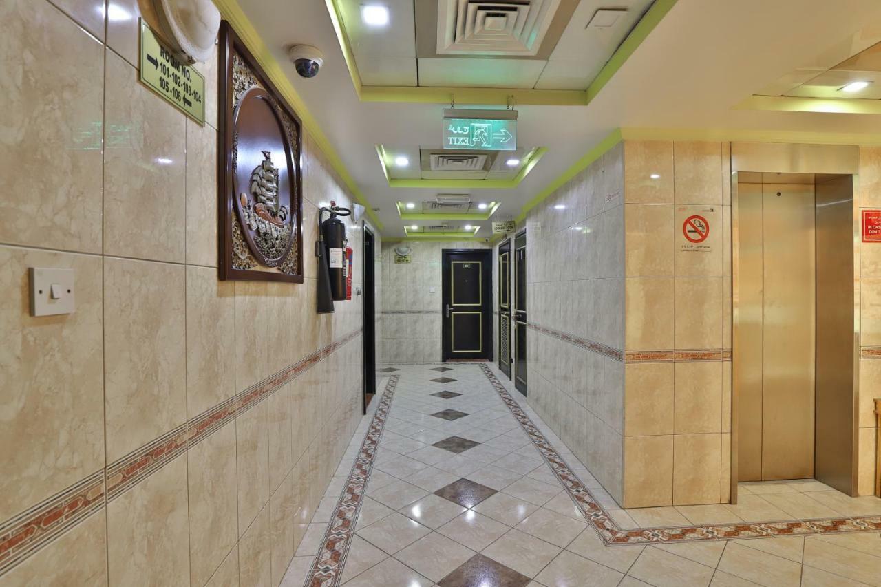 Oyo 261 Remas Hotel Apartment Dubai Exterior photo